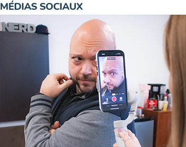 NerdM-services-site-MOBILE-MEDIAS-SOCIAUX